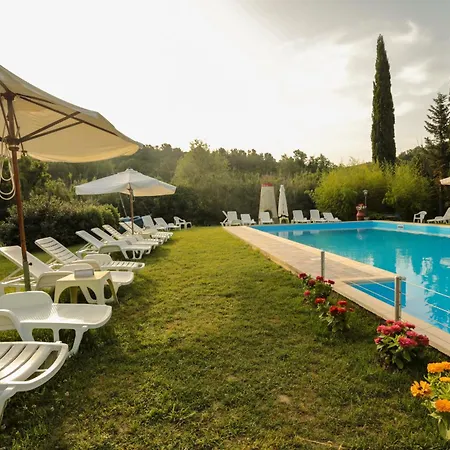 Agriturismo Girasole Farm stay